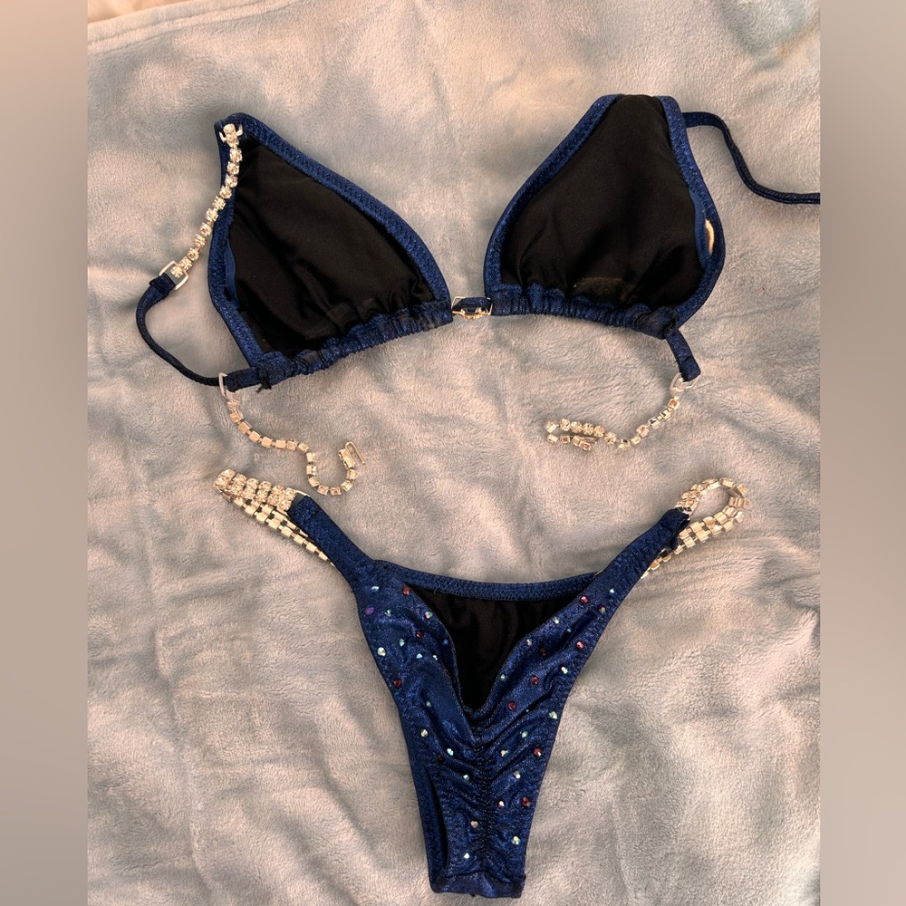 Competition Bikini Deep Blue - Picture 3 of 8